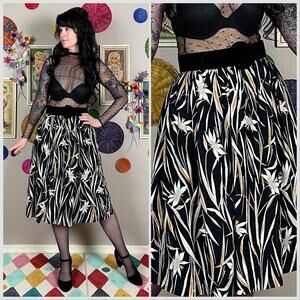 Vintage 1970s Black and Brown Gauzy Cotton Plant Print Skirt